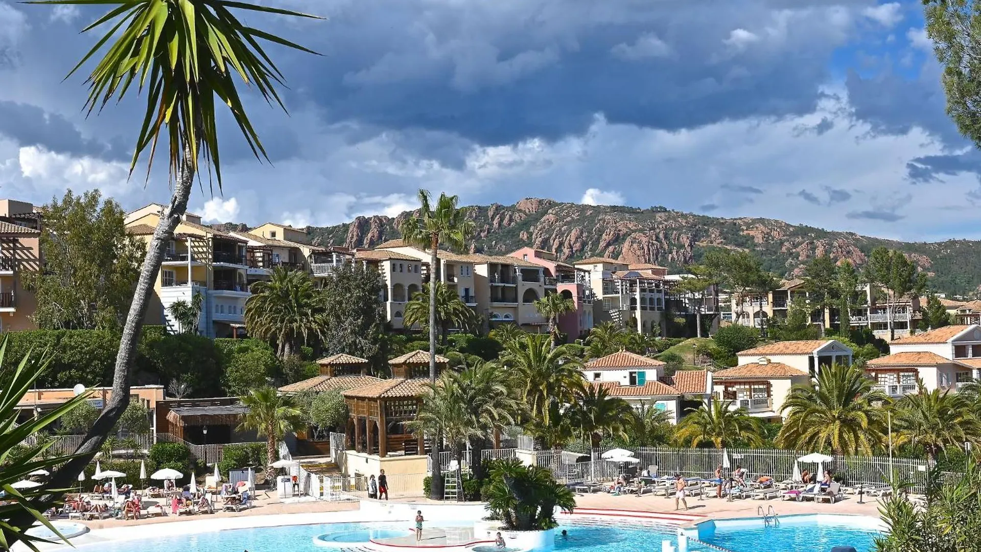 Studio Village Cap Esterel - Le Hameau-1 By Interhome Saint-Raphaël